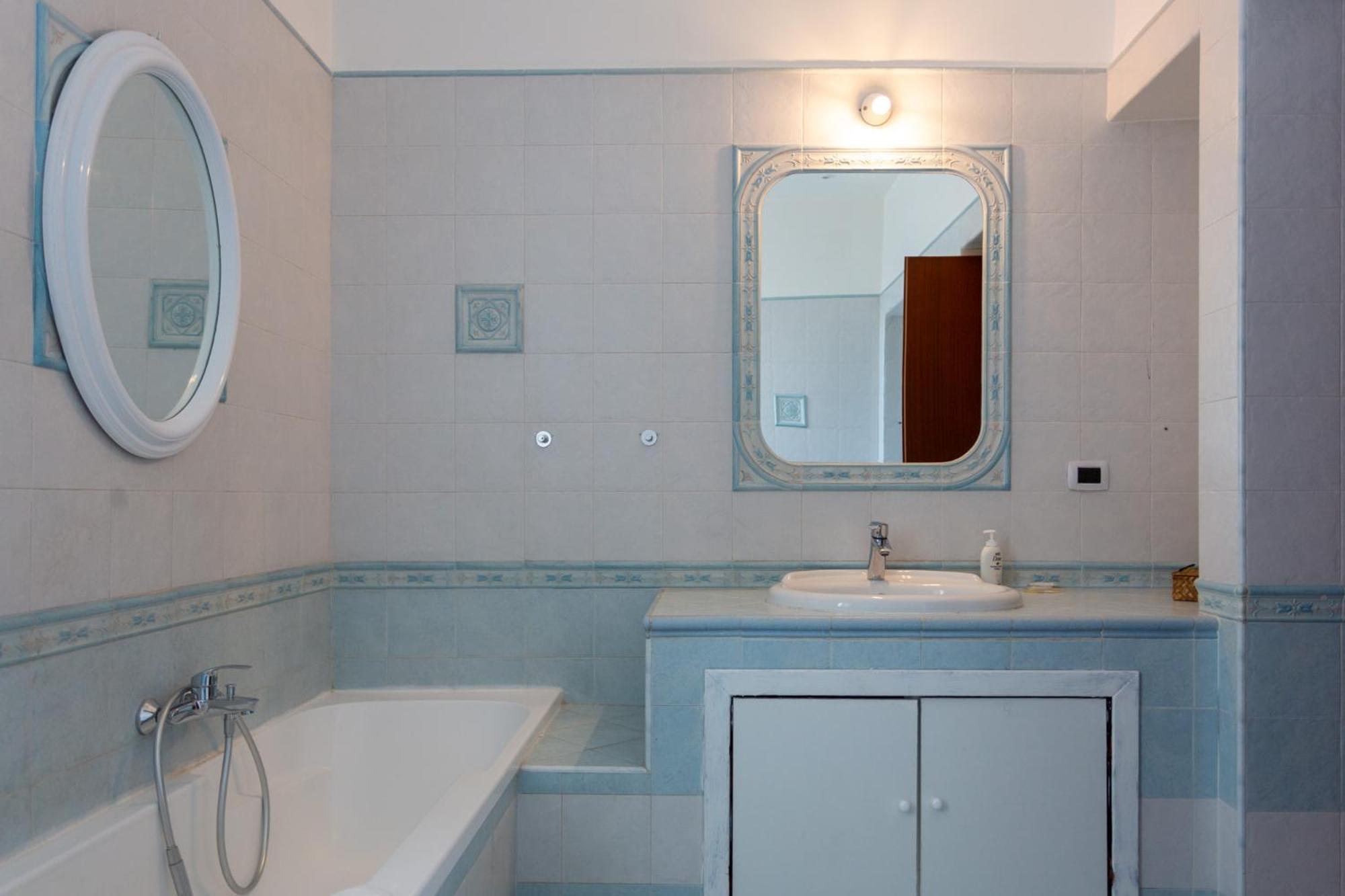 Appartement Vico Santa Maria Del Pozzo 9 *